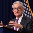 How many dissent at the December Fed meeting?